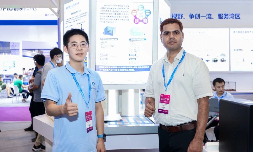 Visit to 24th China International Optoelectronic Exposition